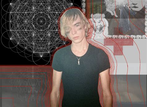 2hollis - fame runner Lyrics | Genius Lyrics