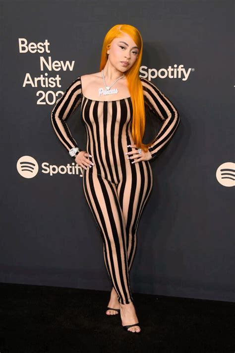 ice spice 🤎 | Ice and spice, Outfits invierno, Pretty outfits