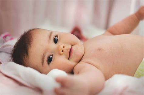 3 Month Growth Spurts: How They Affect Your Baby's Sleep