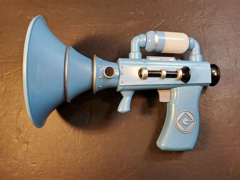 Thinkway Toys Despicable Me Minions Fart Blaster Gun Toy | #21584466