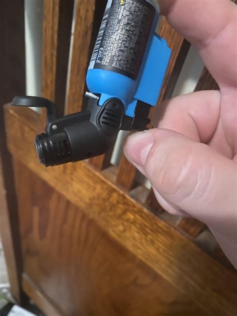 Why does my inhaler make my throat burn? : r/shittyaskscience