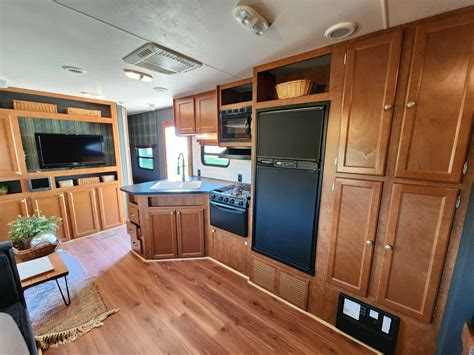 What's the best RV floor? Choose from these 6 RV Flooring Types
