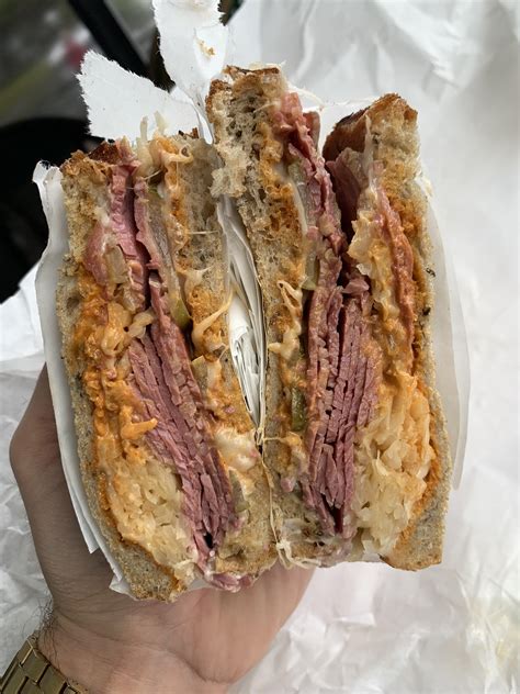 Corned Beef Reuben : r/FoodPorn