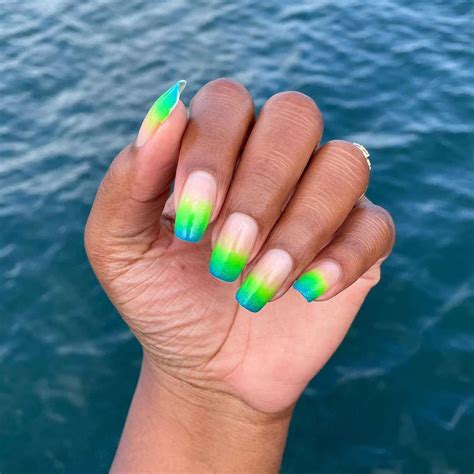23 Summer Ombré Nail Looks Ranging From Sunset Fades to Sherbet Shifts