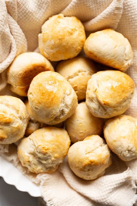 No Yeast Dinner Rolls - iFoodReal.com