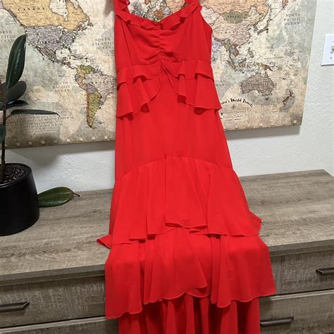 AMAZING petites dress for weddings or events. Never... - Depop