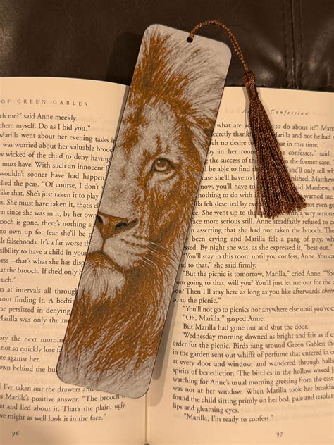 Lion Bookmark - 3D Printed Raised Textured Wildlife Gift for Safari and ...
