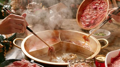 Shoo Loong Kạn (Xiaolongkan) hot pot is now open in Chicago - Eater Chicago