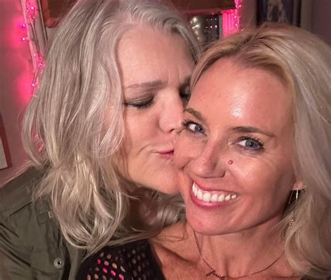 Singer Cathy Richardson