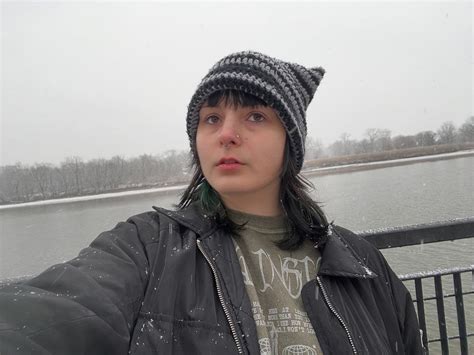 Angela (@fallen_angelfish) • Instagram photos and videos