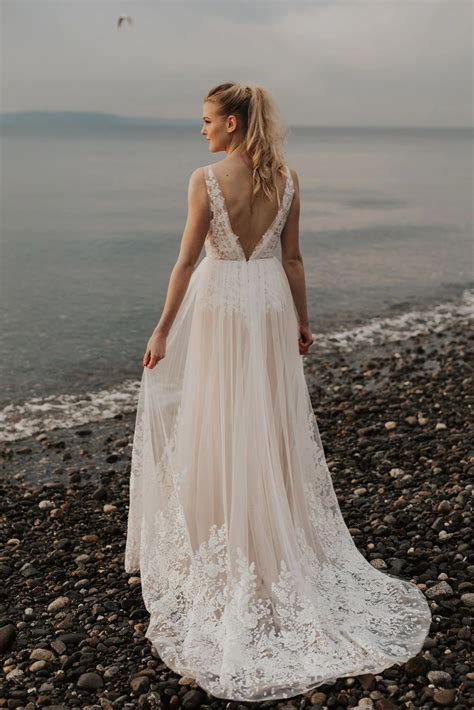 Boho Wedding Dress | Boho Whimsical Wedding Gown | Boho wedding dress, Whimsical wedding gown ...