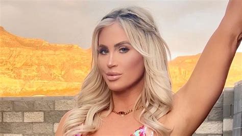 Paige Spiranac rival Karin Hart amazes fans in 'absolutely beautiful' outfit choice as she ...