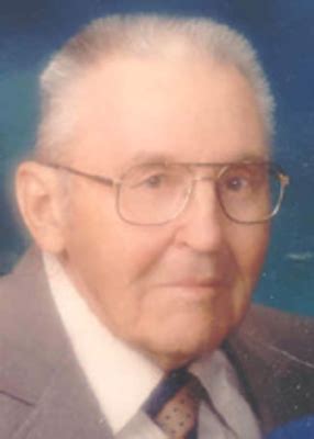 Kermit Arnold Obituary - 2002 - Higby-McQuiston Mortuary