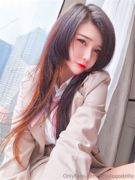 Potato Godzilla - Student - V2PH