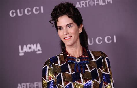 Who is the richest actor in the world?