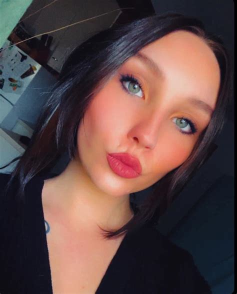 Tiffany Unhjem