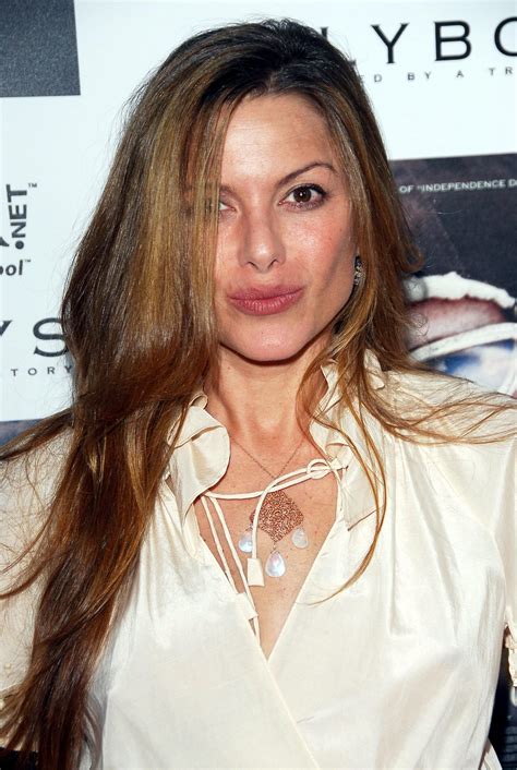 Sliders Summary, Latest News, Trailer, Season List, Cast, Where to Watch and More