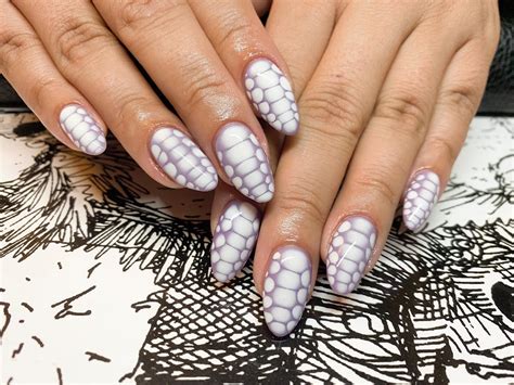 23+ Stunning Blooming Gel Nail Ideas For 2025 - DrExplains