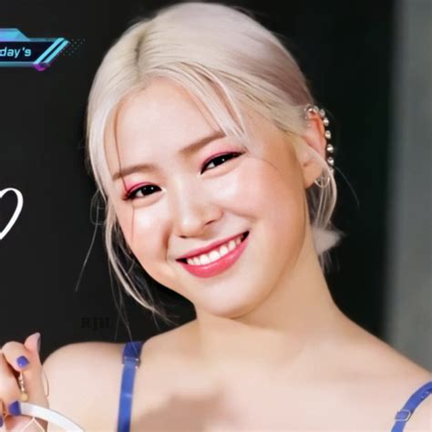 류 on Twitter | Itzy, Kpop girls, Girl