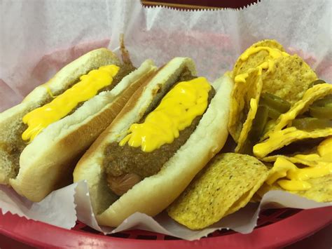 Hot Dog Hut - Food Trucks Database