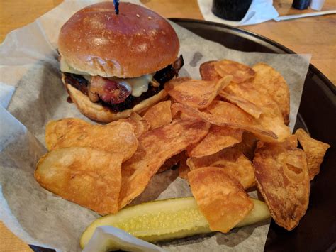 Zukey Lake Tavern menus in Pinckney, Michigan, United States