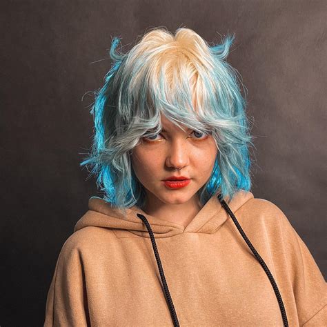 19 Ways to Wear Wolf Haircut in 2025 (48 Photos)