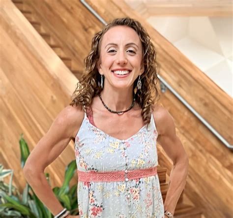 Understanding Women Entrepreneurs: Challenges, Strengths, and Impact ...