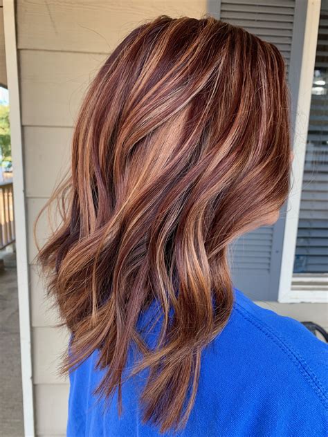 Red highlights in brown hair