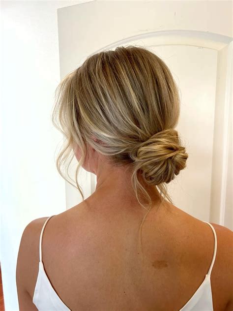 Bridesmaid hair low bun – Artofit