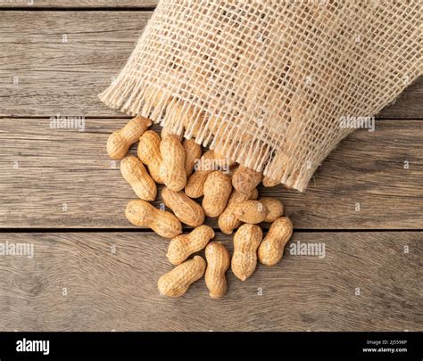 Peanuts in a bag hi-res stock photography and images - Alamy