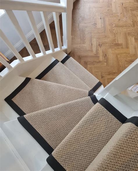 28 Stair Carpet Runner Ideas To Elevate Your Hallway