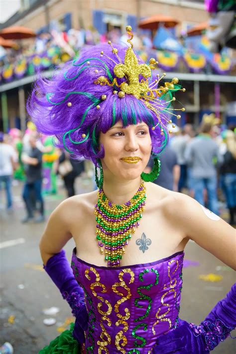 Inside Mardi Gras: Nude revellers and partying as festival 'cancelled ...