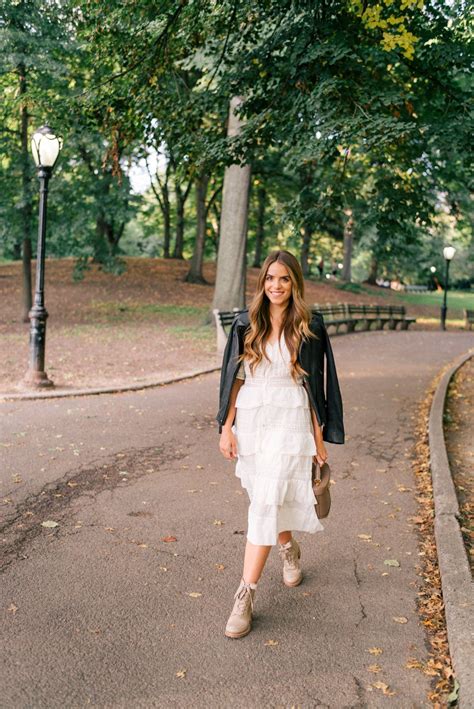 Gal Meets Glam x Frye Boots - Julia Berolzheimer | Gal meets glam, Glam ...