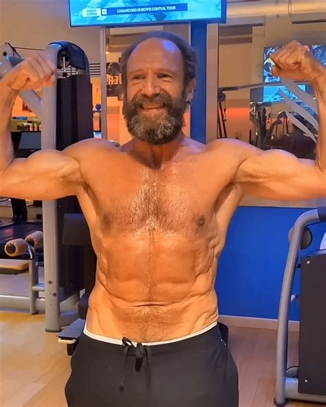 Ralph Fiennes shows body transformation for Odysseus role