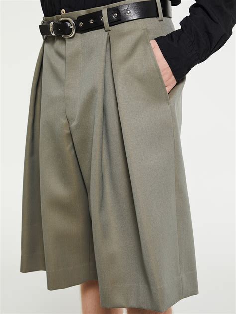 Pleated Shorts in Green - L | Mens clothing styles, Clothes design ...