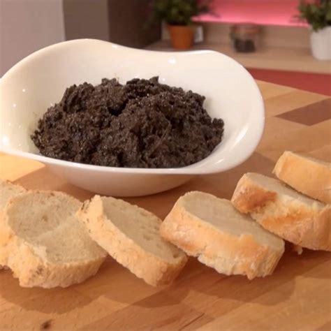 Homemade French black olive tapenade recipe | Tastelist.com