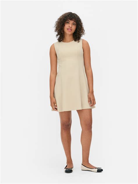 Womens Black Crepe Mini Shift Dress | Primark