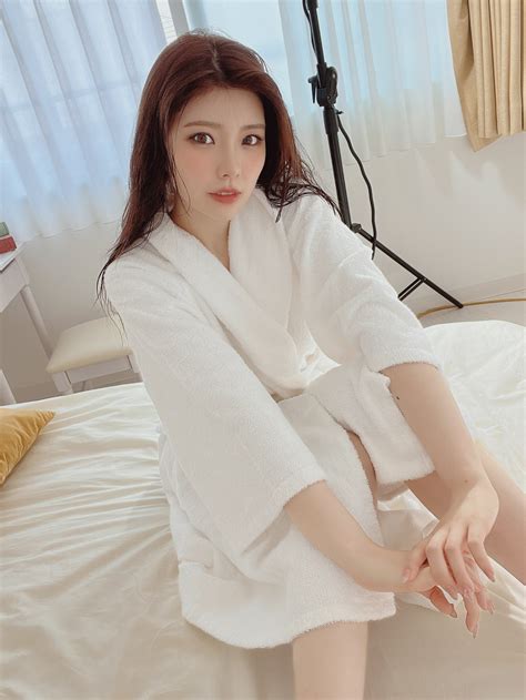 Rei Kamiki ดารา AV สุดแจ่ม พร้อม แจกวาร์ป หนังเด็ด - Xzaap