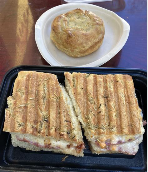 Some recent eats: Zabar's, Vinnie's, Roll-N-Roaster, Sofia, Ming's Cafe ...