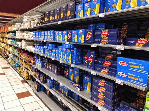 Grocery Stores In Italy - How To Grocery Shop On Vacation - Eating ...