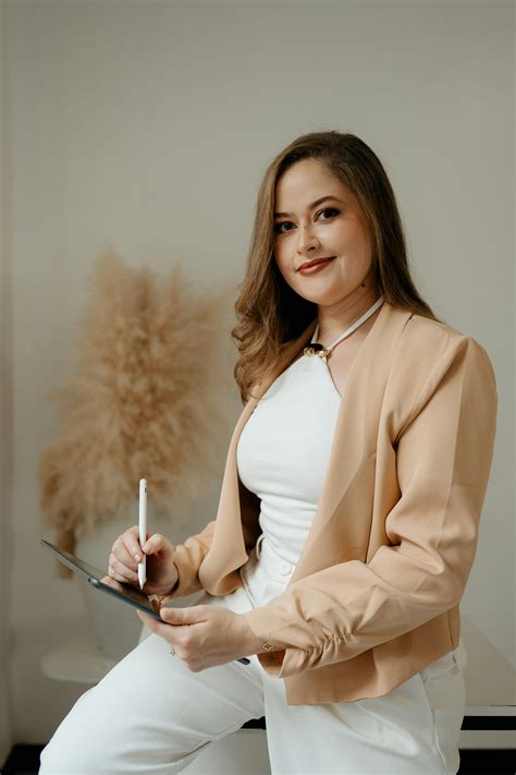 Japanese+Big+Breasted+Women Photos, Download The BEST Free Japanese+Big ...