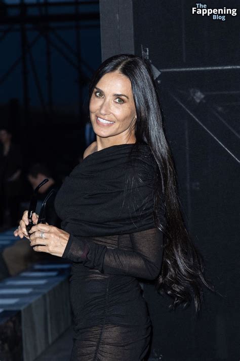 Demi Moore Flashes Her Nude Tit at the Saint Laurent Show in Paris (40 ...