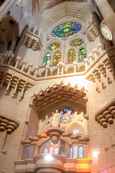 Inside la sagrada familia a visitor s guide to gaudi s masterpiece ...