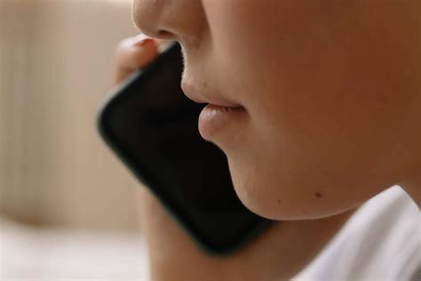Can You Have a Cell Phone in Rehab?