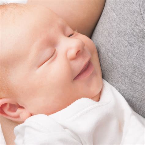 Why Does My Baby's Bottom Lip Quiver? WHAT'S NORMAL & WHAT ISN'T