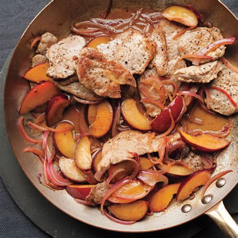 Skillet pork chop saute with peaches recipe – Artofit