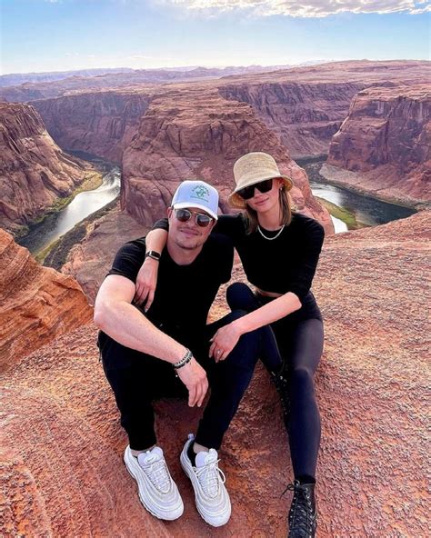 Who Is Selling Sunset’s Alanna Gold? 5 Things to Know | Us Weekly