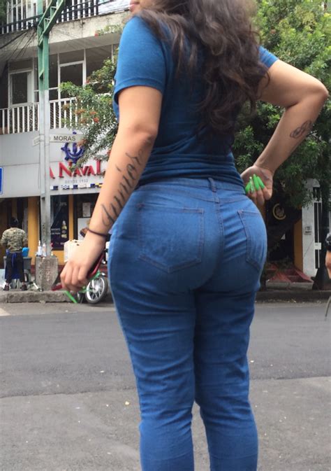 Juicy latina brunette with big fat booty