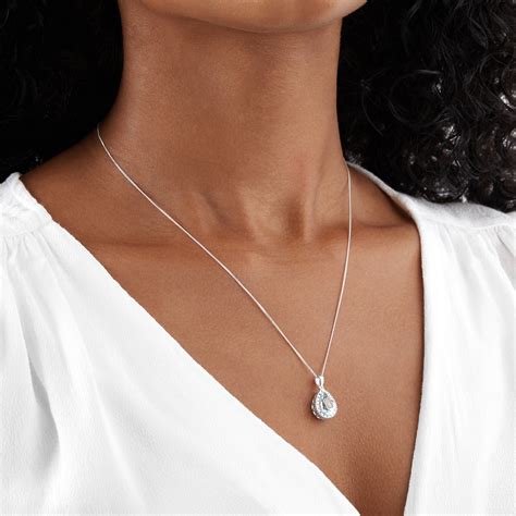 White Gold Necklaces | White Gold Chains for Women | Goldsmiths