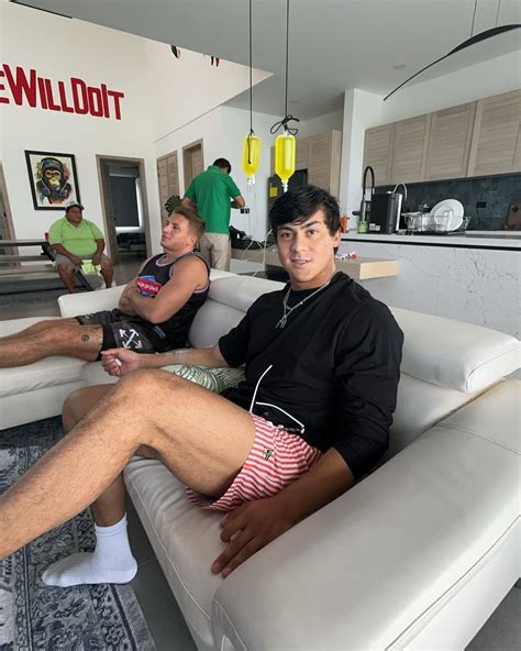 Shane Stoffer ( TOGI ) (@stoffer__) • Instagram photos and videos